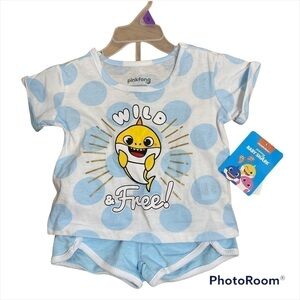 Baby Shark Wild & Free T-shirt Shorts Outfit NWT 12 mos Blue Baby